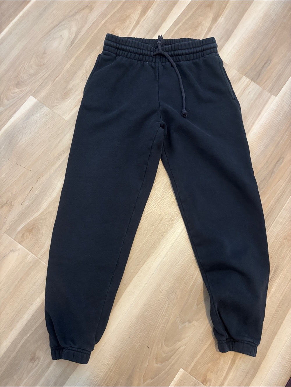Artizia TNA Cozy Fleece Black Sweatpants
